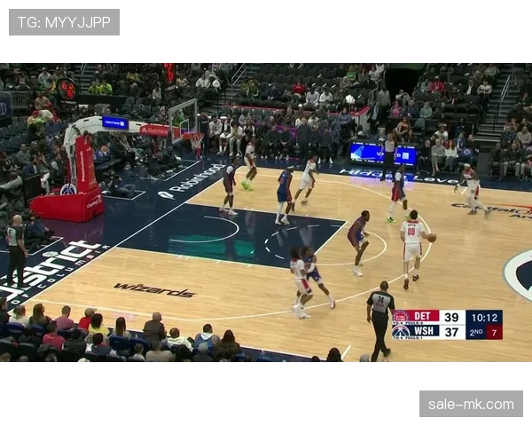 武切维奇通过高位挡拆制造错位，显著提升内线得分效率